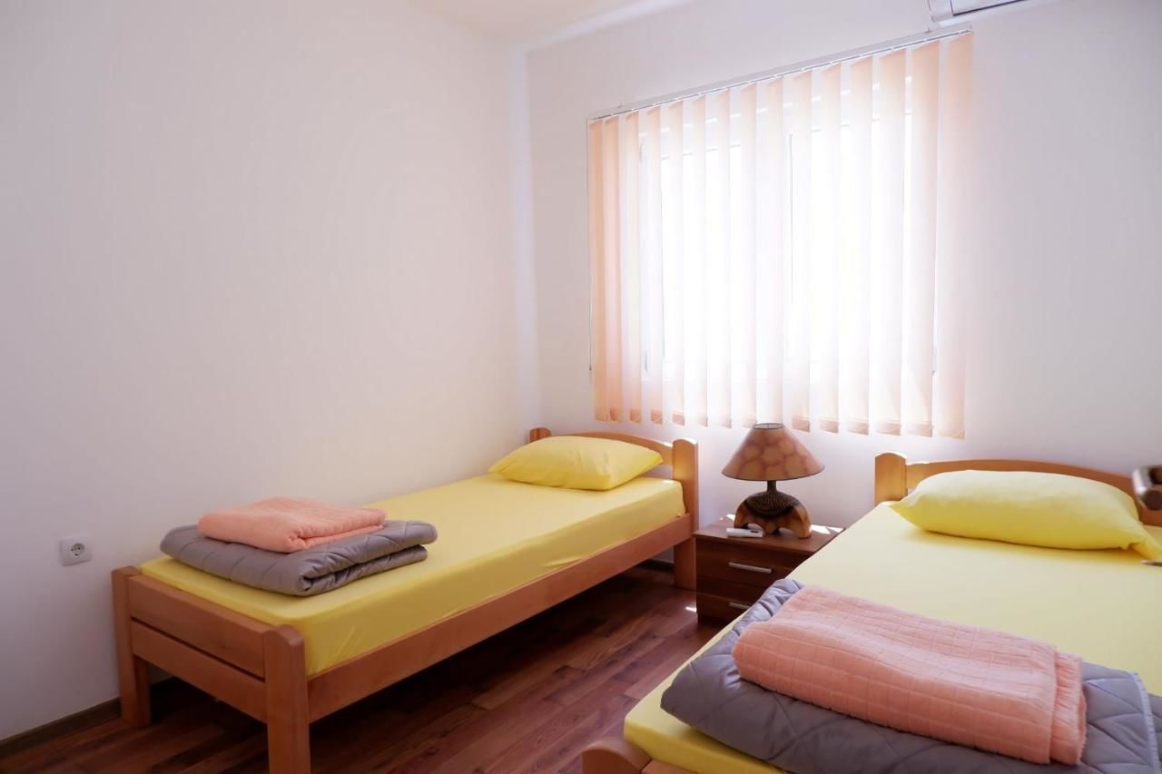 Дома для отпуска Modern house feels like home Ulcinj Дони-Штой