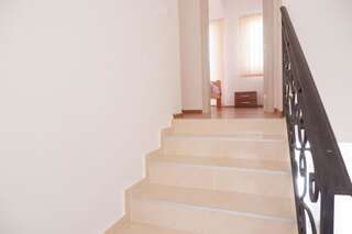 Дома для отпуска Modern house feels like home Ulcinj Дони-Штой Дом с 4 спальнями-23