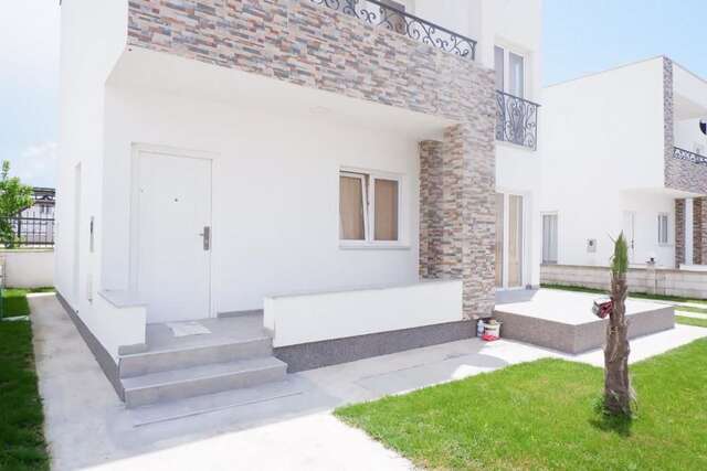 Дома для отпуска Modern house feels like home Ulcinj Дони-Штой-33